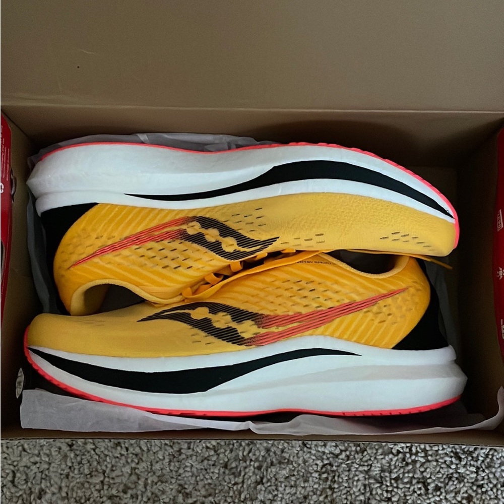 Saucony Endorphin Speed 2